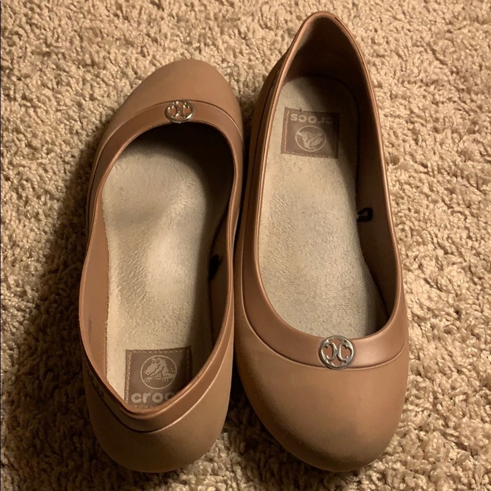 Brown Croc flats